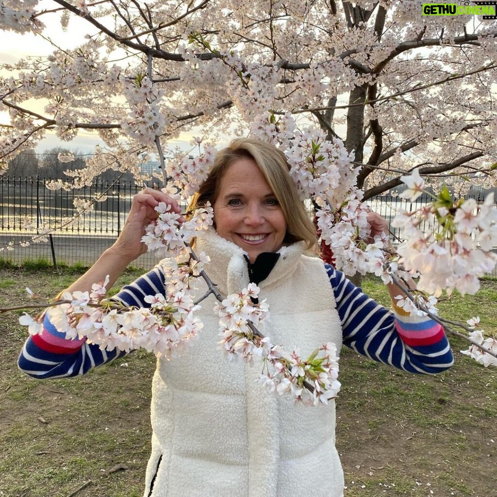Katie Couric Instagram - Happy first day of spring! 🌷☀️🫶