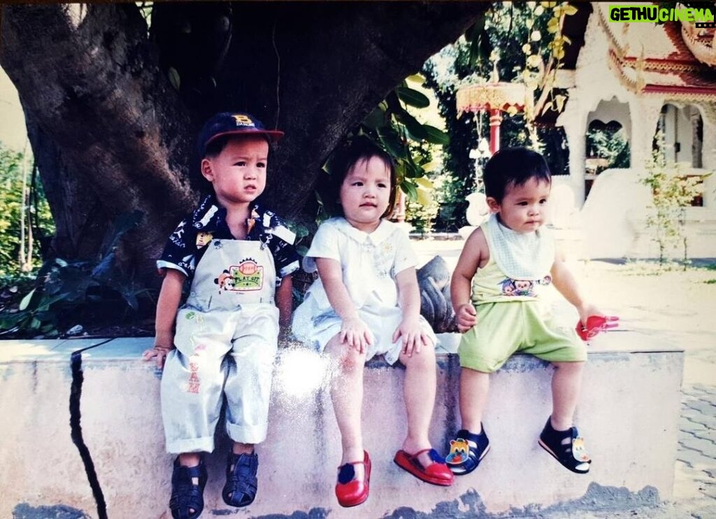 Katsamonnat Namwirote Instagram - Guess who is me left or right hehe ✨🐱 Happy Children's day 👶🏻