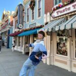 Katsamonnat Namwirote Instagram – We’re forever young ☃️❄️🐶
ฉันจะเป็นเด็กตลอดกาลและตลอดไปป 🌷 Disney Land Hongkong 香港迪士尼