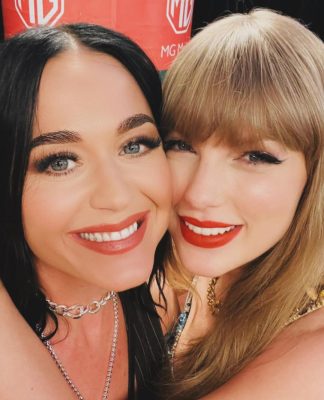 10 Most Talked About Instagram Photos of Katy Perry