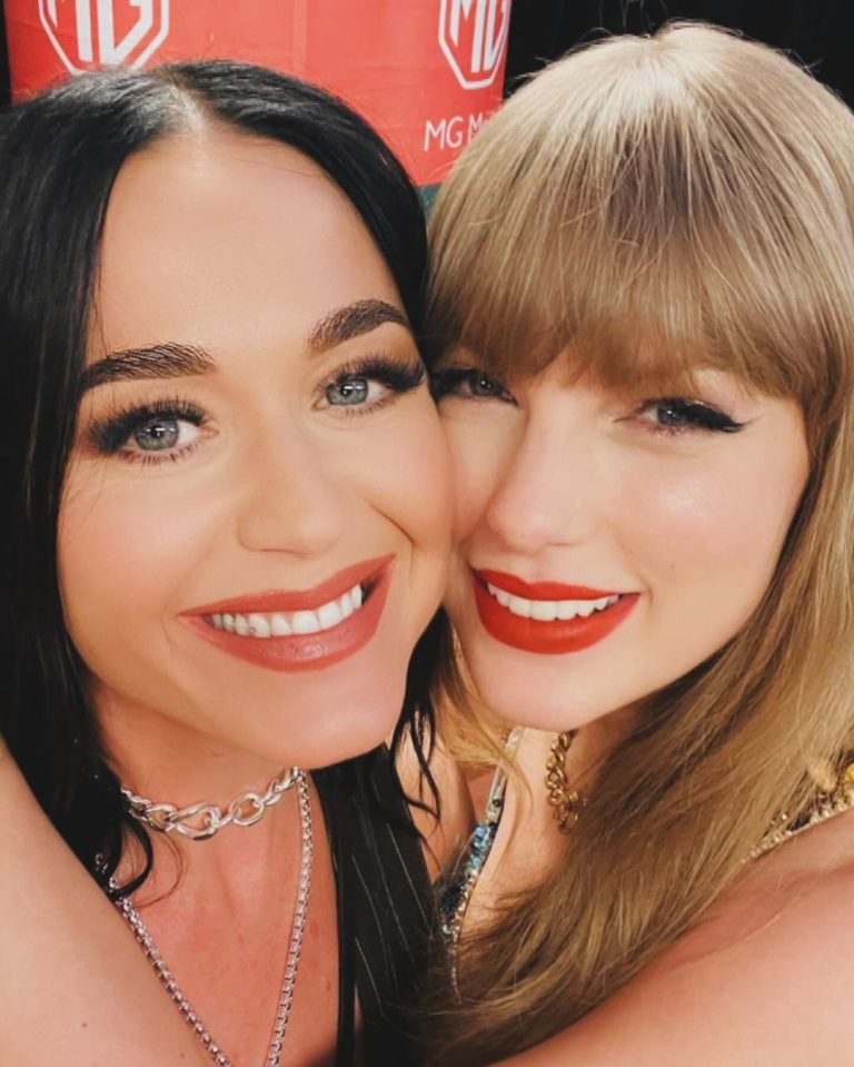 Katy Perry Instagram - got to see an old friend shine tonight ♥️✨ Swifties