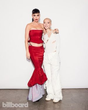 Katy Perry Instagram - all my girlies pop up on the regular 👀💋 esp at #BBwomeninmusic congrats ladies you kno ily all… ♥️