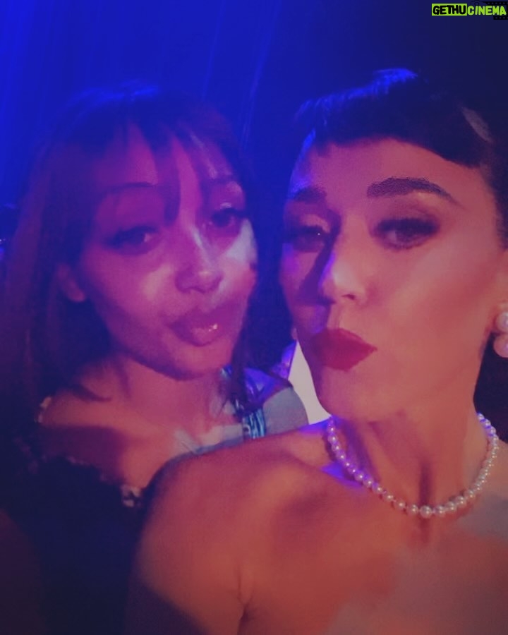 Katy Perry Instagram - all my girlies pop up on the regular 👀💋 esp at #BBwomeninmusic congrats ladies you kno ily all… ♥️