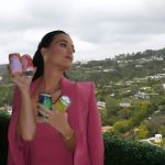 Katy Perry Instagram - I’m that girl that doesn’t put her arms in her coat or preservatives in her cans ammiright @drinkdesoi 💅🏻 Got to bring my better-for-you sparkling non alc aperitif and my hot takes on industry lingo like COGS 🤸🏻‍♀️ to the @upfrontvc this past #thirstythursday 💓