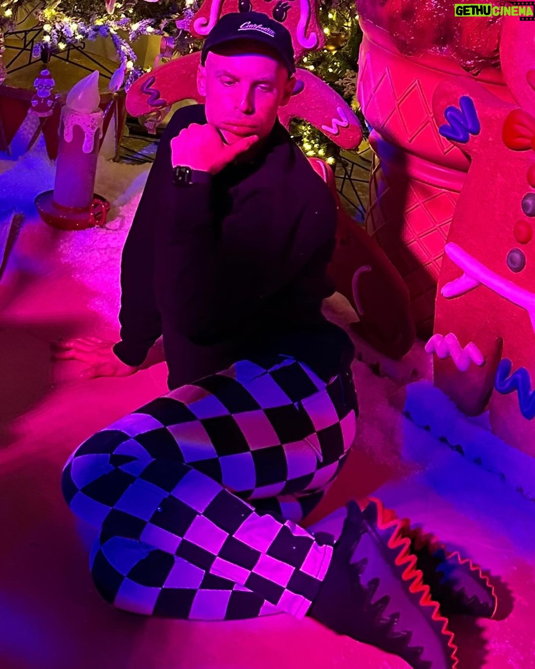 Katya Zamolodchikova Instagram - Christmas done right