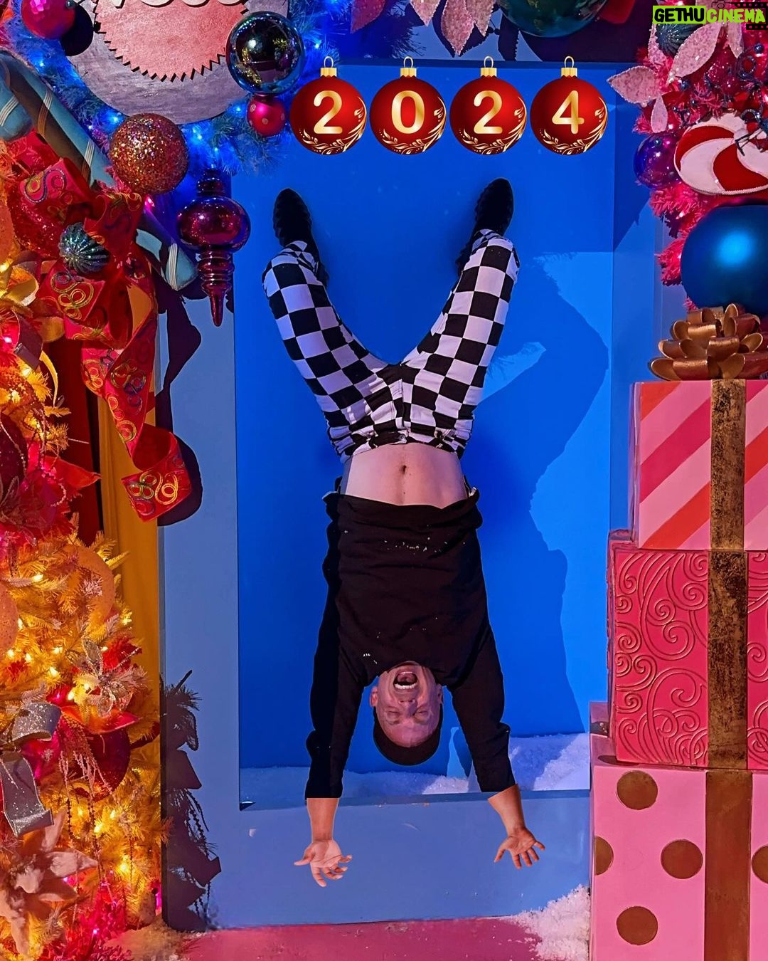 Katya Zamolodchikova Instagram - New year! Please ! You can shove that Gregorian calendar where the sun don’t shine.