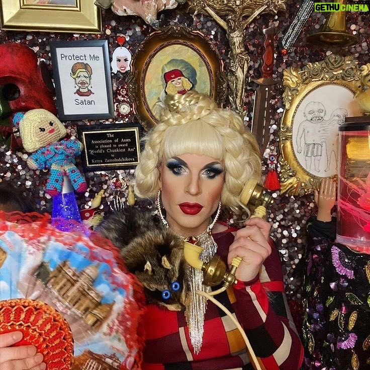 Katya Zamolodchikova Instagram - Mister Telephone Man, there’s something wrong with my line … I hear a click every time.