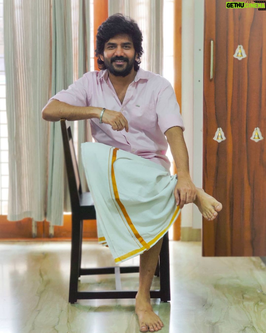 Kavin Instagram - நண்பர்கள் அனைவருக்கும் இனிய தமிழர் திருநாள் பொங்கல் நல்வாழ்த்துக்கள்.. 🤗