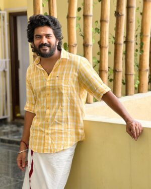 Kavin Instagram - நண்பர்கள் அனைவருக்கும் இனிய தமிழர் திருநாள் நல்வாழ்த்துக்கள் 😊🙏🏼

#HappyPongal