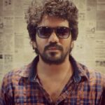 Kavin Instagram - Sattayum kuduthu photo vum eduthu kudukka la oru manasu vaenum.. @the_dhaadi_boy maari.. 😌 Hi da..