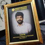 Kavin Instagram – School la kuda silver, bronze dha vaangirukaen.. 😁
Thank you @behindwoodsofficial 
#FirstGoldMedal