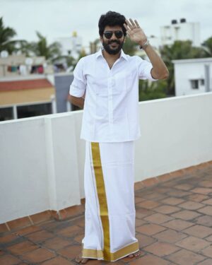 Kavin Instagram - Vanakkam de maapla.. 😎

Veetla irundhu.. 😁 📷  @ponprabakaran