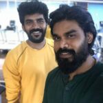 Kavin Instagram - Into yoga & gyming.. ! Ini nadakka pora sambavam ellathukum ivunga dha kaaranam.. 😄 Good morning coach.. 😁 @aestheticyogi @aum_yogini