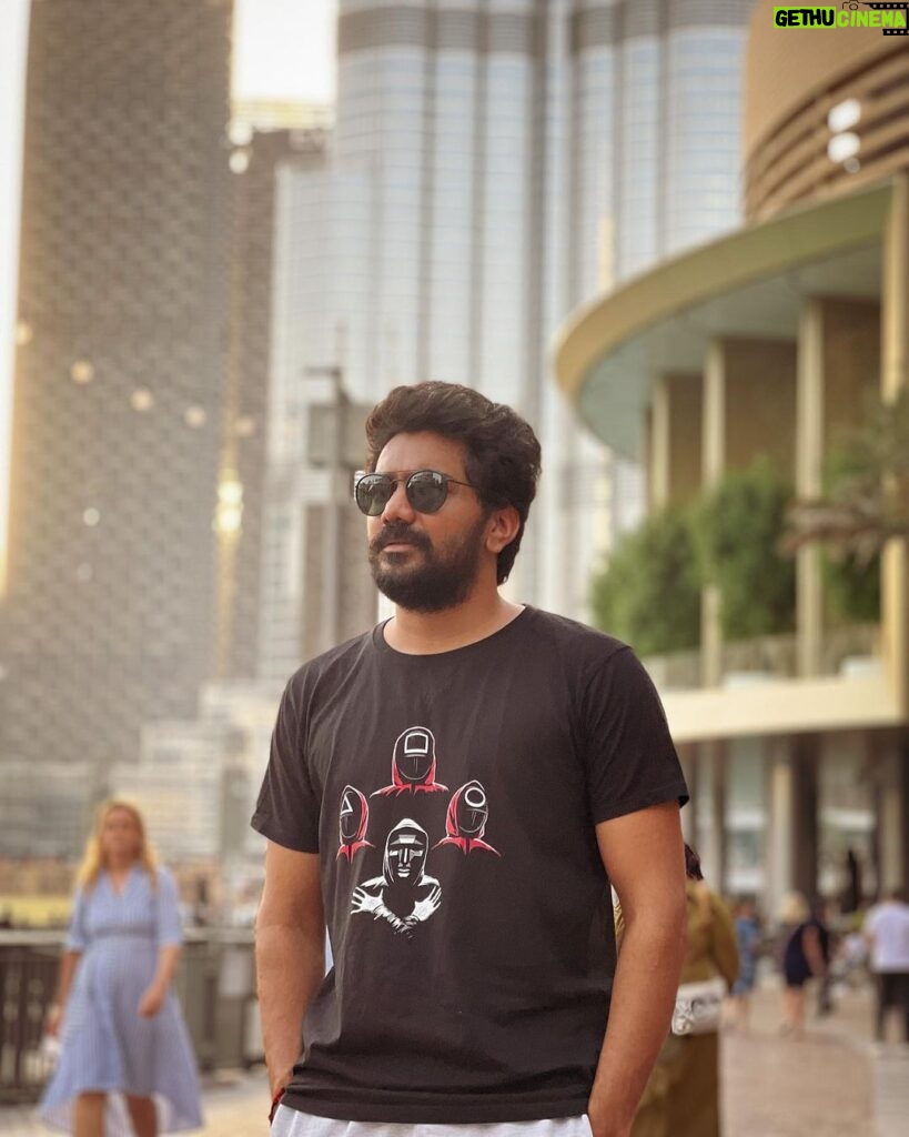 Kavin Instagram - Number 6, Vivekanandar theru, Dubai kurukku sandhu, Dubai main road, Dubai.