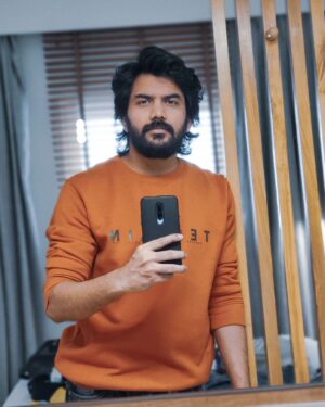 Kavin Instagram - Aama amaidhiya irukunu amukki paaka kudadhu.. !
Alphonse amaidhiya irupaan nu avuthu paaka kudadhu.. !!

M(B)addest quote from "NelsonDilipkumar" 💥😄

#CoCo