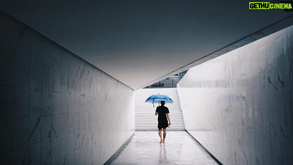 Kawin Imanothai Instagram - ถ้าไม่นับรถติดน้ำท่วมในกทม เราโคตรชอบวันฝนตก