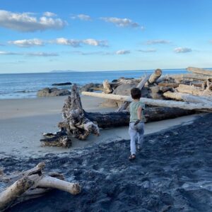 Kaya Scodelario Instagram - We’ve been exploring more of beautiful New Zealand the last few weeks. From Volcanic beach’s to Geysers. Truly amazing place 💜🪴