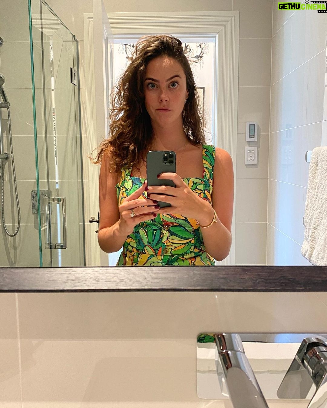 Kaya Scodelario - 650.5K Likes - Thank you for the birthday love. Means a lot to me. 29. How did that happen... 😬Grateful to be healthy and with my boys. Thankful for all the amazing moments in the last shitty year. Hopeful that you’ll forgive me for this wanky post.
❤️❤️