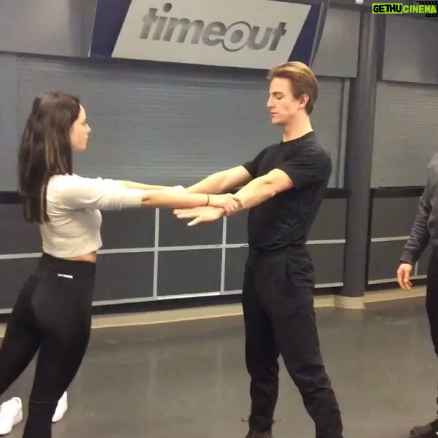 Kaya Scodelario - 322.3K Likes - Early days of training with @evanroderick for #spinningout #spinningoutnetflix thank you @kawaharasarah you genius! ❤️⛸✨