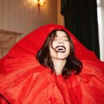 Kaya Scodelario Instagram - Swipe for the black lippy of your dreams 👄 @zoemcconnell @schonmagazine @ladydaymakeup @perrinerougemonthair @paige167h - for getting me McDonald’s & Burger King! 💪🏻