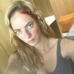 Kaya Scodelario Instagram - When all you wanna do is wrap this movie so you can go get your brows done & finally wash all the fake blood out your hair... it’s fun playing a badass though.. even one with bushy brows 🤨🐊 Belgrade, Serbia