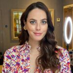 Kaya Scodelario Instagram - Press tours in 2021 look like… No in person chats Technical difficulties bought to you by WiFi, mute & cats No cast mates to drink in the bar with afterwards 🥺 (miss u maze fam) BUT I did get to get all dressed up 🥳 @ginakanemakeup 💄 @eamonnhughes 💇‍♀️ @leithclark 💃 @residentevil @sonypictures London