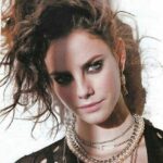 Kaya Scodelario Instagram - Punk rock vibes 🤘