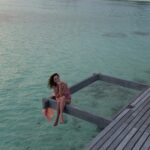 Kaya Scodelario Instagram - Take me back ⭐️💫 -living my best Pricilla Queen of the Reef life... 🐠🐟🐋🐡 LUX* South Ari Atoll