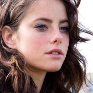Kaya Scodelario Instagram - So @lilyjcollins has bought to my attention that it’s #nationalbrowday - just want to say that when I was shooting #skins ten (😱) years ago I was very self conscious about my brows. Big bush was NOT in back then. But the amazing makeup women encouraged me to stick with what I had and not plug them to death. I’m incredibly thankful.