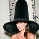 Kaya Scodelario Instagram - Such an honour to watch you shine @harris_reed 💋 LFW I’ve missed you!! Thank you to an amazing glam squad for your talent, kindness and encouragement - Go Big (Hat) Or Go Home @harris_reed @jennedykennedy @jhair_stylist @ghdhair @zoetaylormakeup @lancomeofficial @publiceyecomms 🫶🏻