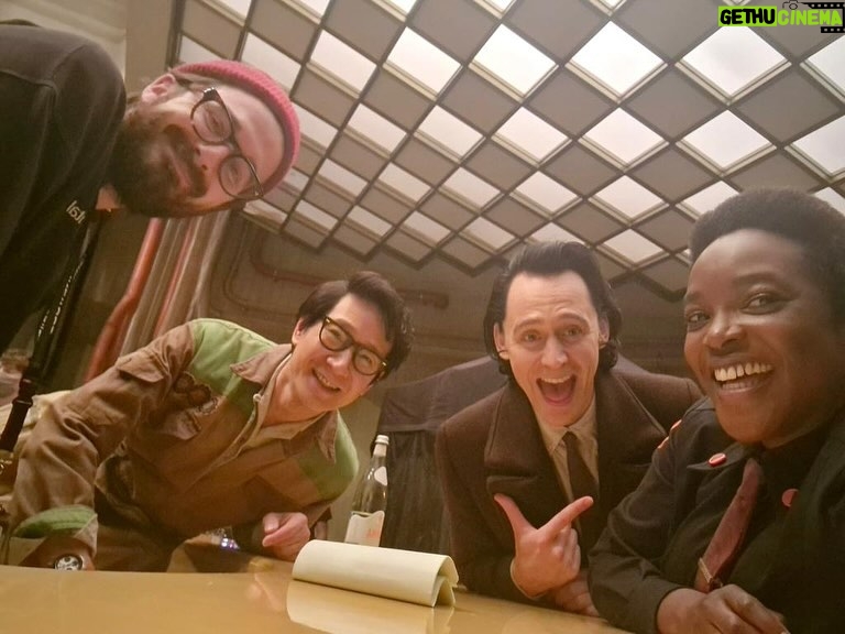 Ke Huy Quan Instagram - I LOVE my LOKI family.  Sharing some behind-the-scenes pics of the fun times we had on set. Please go check out all episodes available now. IT’S SO GOOD! And I’m not just saying that because I’m in it. 😜😂💚 @officialloki @marvelstudios @disneyplus