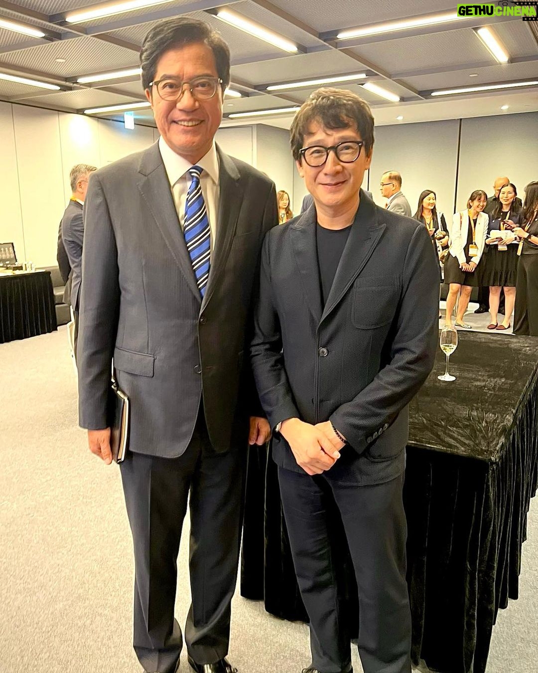 Ke Huy Quan Instagram - Thank you to @hkjc_community for inviting me to such a meaningful event. It's been five years since I've been to Hong Kong, and it's just as beautiful as I remembered. I am so happy to be back and sharing my story. I hope I was able to contribute as much as I took away from these very important conversations. 🙏🏻 Dressed by: @giorgioarmani Grooming: @johnchung_barbieri @deardera