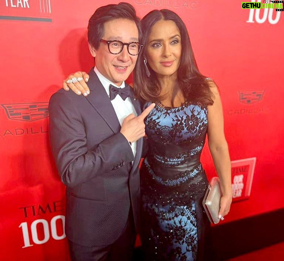 Ke Huy Quan Instagram - Thank you @Time for including me on the 2023 #TIME100 list! I’m so honored to be a part of this group on your 100th anniversary. Steven Spielberg has made such a significant impact on my life, as well as so many others. That’s why it was a special privilege for Drew and me to present him with the TIME100 Impact Award. Congratulations Steven❣ Styled by: @chloekeiko Grooming: @serafinosays Tuxedo: @giorgioarmani