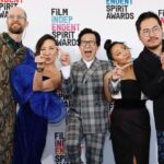 Ke Huy Quan Instagram - It was a fun day at the beach. Loved the vibe of the Spirit Awards. Thank you to @filmindependent for blessing our @everythingeverywheremovie with so many wins. I am so grateful to be a part of this family. And as always I love meeting and talking to people I’ve always admired. I’ve been a fan of @officialjld and @gabunion for a very long time. How can I resist and not ask for a selfie. 😜 Styled by: @chloekeiko Grooming: @sonialeeartistry Suit: @thombrowne Custom Everything Bagel Pin: @vargasgoteojewelry 1st two Photos: @michaelrowephoto for @imdb Red Carpet Photos: @gettyimages Selfies: Yours Truly 😉