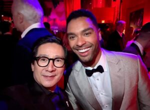 Ke Huy Quan Instagram - The KENERGY is REAL! So much fun at the Oscars. 

I’m so glad @theacademy brought back past winners to honor this year’s nominees. I was so proud and honored to stand amongst these men in presenting the best supporting actor category. Congratulations to all the winners of the night. 

Here’s 1 of 2 sets of selfies. 😜

Styling: @chloekeiko 
Grooming: @anissaemily 
Dressed by: @giorgioarmani 
Jewelry: @cartier
💆🏻: @drbarbarasturm