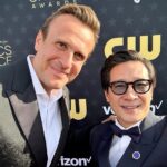 Ke Huy Quan Instagram - I was super excited to return to the @CriticsChoice Awards this year to watch my childhood hero be celebrated for his life’s work. My highlight last night was most definitely witnessing Harrison Ford receive his Career Achievement Award. Congratulations again, Harrison!!!! It’s always a blast to be with my LOKI family. Finally got a picture with Kevin Feige. I realized we never took a selfie together before. 🎉🍾🥂 Styled by: @chloekeiko Grooming: @anissaemily Look by @dior Glasses @oliverpeoples Watch @vacheronconstantin Brooch @davidyurman