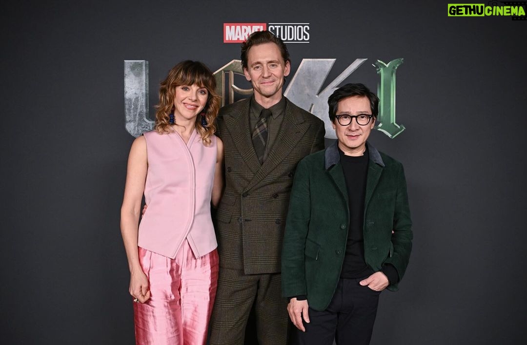 Ke Huy Quan Instagram - Earlier this week talking #LokiSeason2 in London with my 2 favorite Lokis, @twhiddleston and @itssophiadimartino. Always a blast when I’m with my Marvel family. Big thanks to everyone who joined us. ❤️ @officialloki @marvelstudios @disneyplus