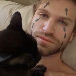 Keegan Allen Instagram - E people be like :🥰😮‍💨✍️🤍🤦‍♂️🦾🚩🦌🖕🏻😂👀🥛🤩🤖🦉🥰