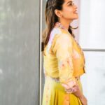 Keerthi shanthanu Instagram – 🔆Jus a girl who loves to twirl & swirl 🔆🌻

Wearing @studio149 💫
Captured by @zerowattsphotography 💫
Makeup & hair – myself 💫

#kiki #dolledup #event #yellow #love