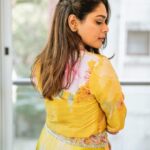 Keerthi shanthanu Instagram – 🔆Jus a girl who loves to twirl & swirl 🔆🌻

Wearing @studio149 💫
Captured by @zerowattsphotography 💫
Makeup & hair – myself 💫

#kiki #dolledup #event #yellow #love