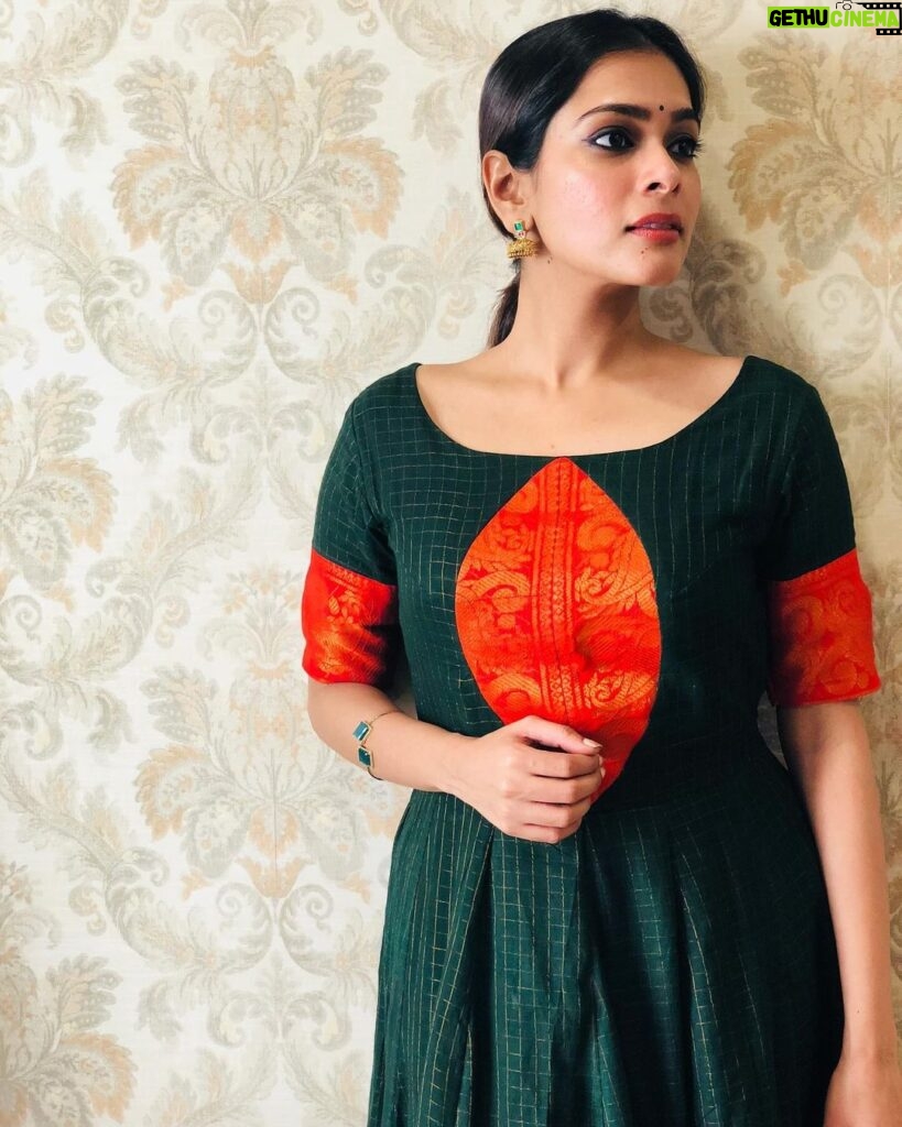 Keerthi shanthanu Instagram - 🧡 Outfit : @tamarachennai @thestitches.in