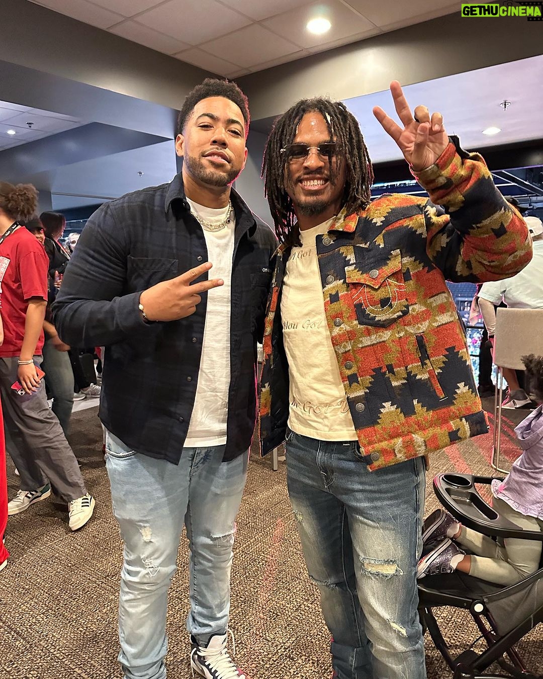 Keith Lee - 217.3K Likes - What Was Your Favorite Outfit ? π Fit progression of 2023 π #foodcritic
God Is Amazing ππ½
stylist : @dontcallmebrittany