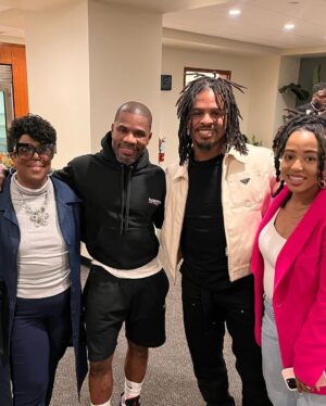 Keith Lee Instagram - I don’t use the word Iconic often or loosely but last night 🤞🏽

💕 Iconic 💕 

God Is Amazing 🙏🏽