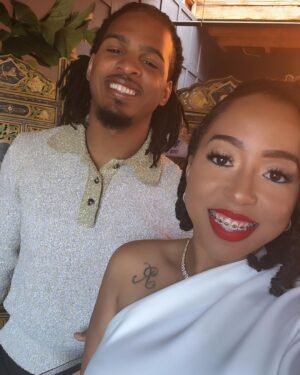 Keith Lee Instagram - The Lee’s 👩🏽‍🤝‍👨🏾God Is Amazing 🙏🏽 

Stylist : @dontcallmebrittany 🔥