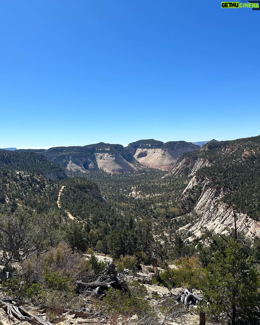 Keith Lee Instagram - 2 Day Mt Zion Trip ⛰️🏞️ God Is Amazing 🙏🏽 Mt. Zion Ponderosa