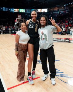 Keith Lee Instagram - Aces games are starting to feel like home , thank you for having us again @lvaces and @aja22wilson for always making us feel like family 🤞🏽🫂