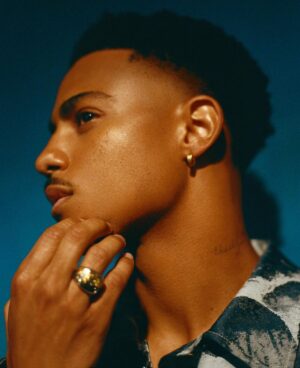 Keith Powers Instagram - by @sage.east 

Lighting director: @dinbaedin
Photo Assist: @_brandoncphoto
Groomer: @eliven.q
Stylist: @styleisinyou
Stylist Assistant: @wendyluong @emilyejwon 
Production: @go.atticus @mikegregmoretti @nathanielhensel
Production Lead: @waaterbirds
Studio: WVRK Studios