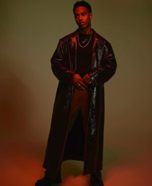 Keith Powers Instagram - by @sage.east 

Lighting director: @dinbaedin
Photo Assist: @_brandoncphoto
Groomer: @eliven.q
Stylist: @styleisinyou
Stylist Assistant: @wendyluong @emilyejwon 
Production: @go.atticus @mikegregmoretti @nathanielhensel
Production Lead: @waaterbirds
Studio: WVRK Studios