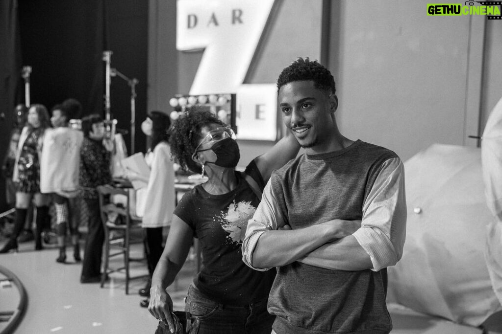 Keith Powers Instagram - The Perfect Find is now streaming only on Netflix. Much love to the cast, crew and everyone involved. I hold this one close to my heart and I thank @missnuma @gabunion @producertommy @codieco @miltyfried @tiawilliamswrites @confluential @weareagcstudios @netflix and everyone else who believed in me for this one. The hard work is always applied off screen and I’m aware how grateful I am to be in this position. I don’t take it for granted and I thank God for continuing to bless me. Photos by: @producertommy @holdtheframe @iamginatorres @steelobrim @tsmadison @dbwofficial @junglepussy @lala @appleofhisai @glendon_palmer @comediangodfrey @thats_mrs_butler_2_you #ThePerfectFindNetflix