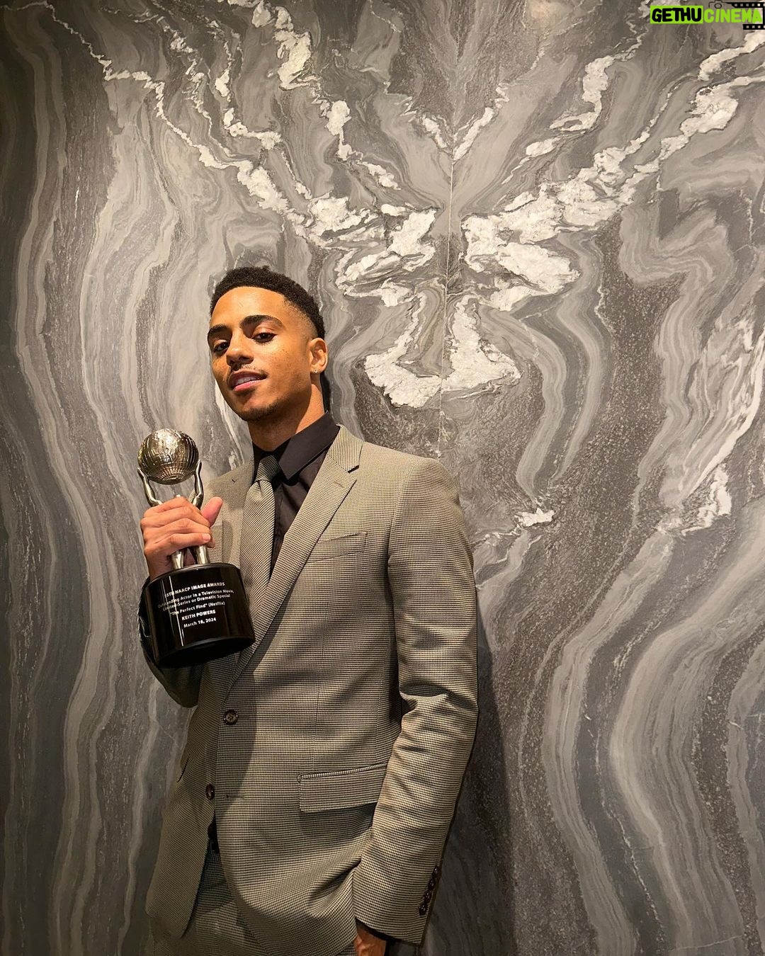 Keith Powers - 273.7K Likes - NAACP Image Awards Dinner ‘24
WE GOT THE DUB! 🏆✨🏆✨🏆✨
I hella appreciate you all for voting. Yal really came through for me! The support is beyond appreciated, from the fam to the fans. Thanks to the NAACP for allowing me to even be nominated alongside these heavy hitters. That was already a win for me, fr. I thank everyone who worked on this film. Numa, Gab and Tommy I really appreciate yal for giving me a shot. I’m forever a work in progress and this acknowledgment is hella motivating and heart warming. Any win of mine is a win for my hometown, 916 wasssshaaaninnnnn!?!?!